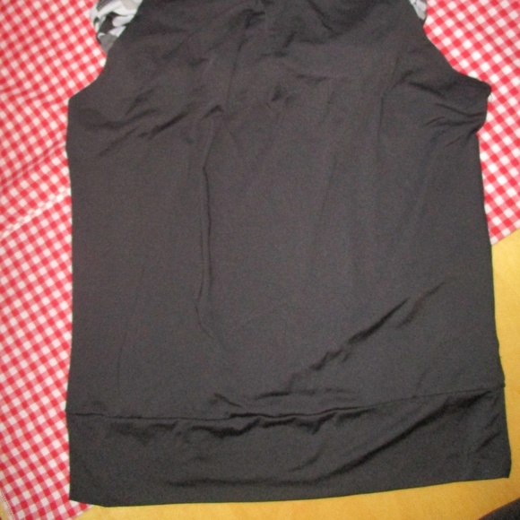 Aviva 🖤 Sports Bra Top sz M - Picture 2 of 2